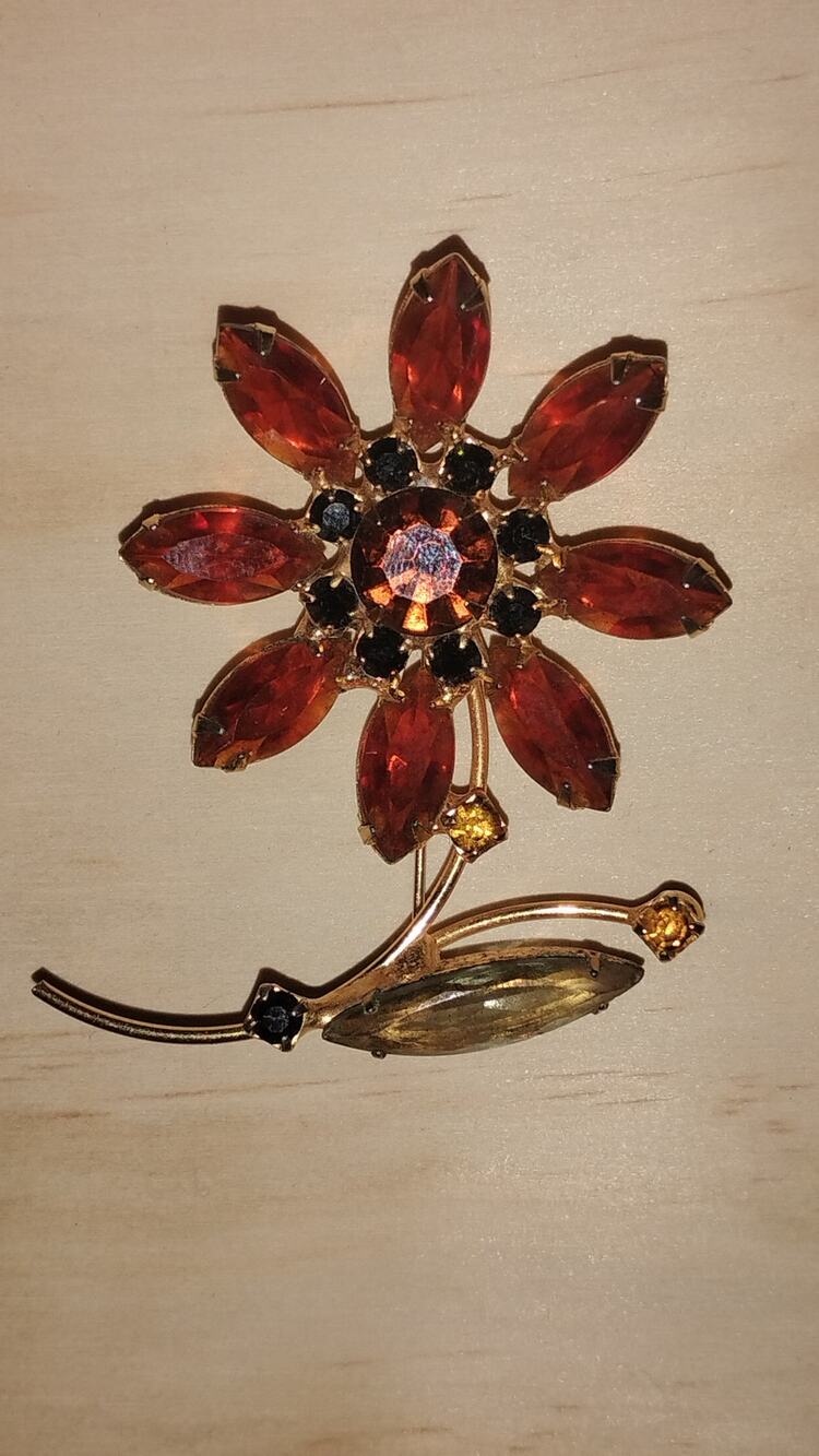 Vintage 1950s/60s Orange Rhinestone Flower Brooch – Juliana Style